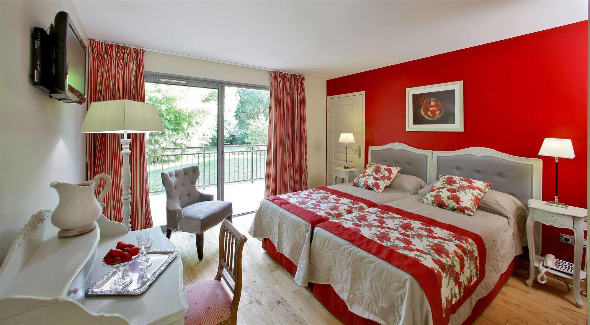 Le Moulin De Mitou Hotel Auriac-du-Perigord Bagian luar foto